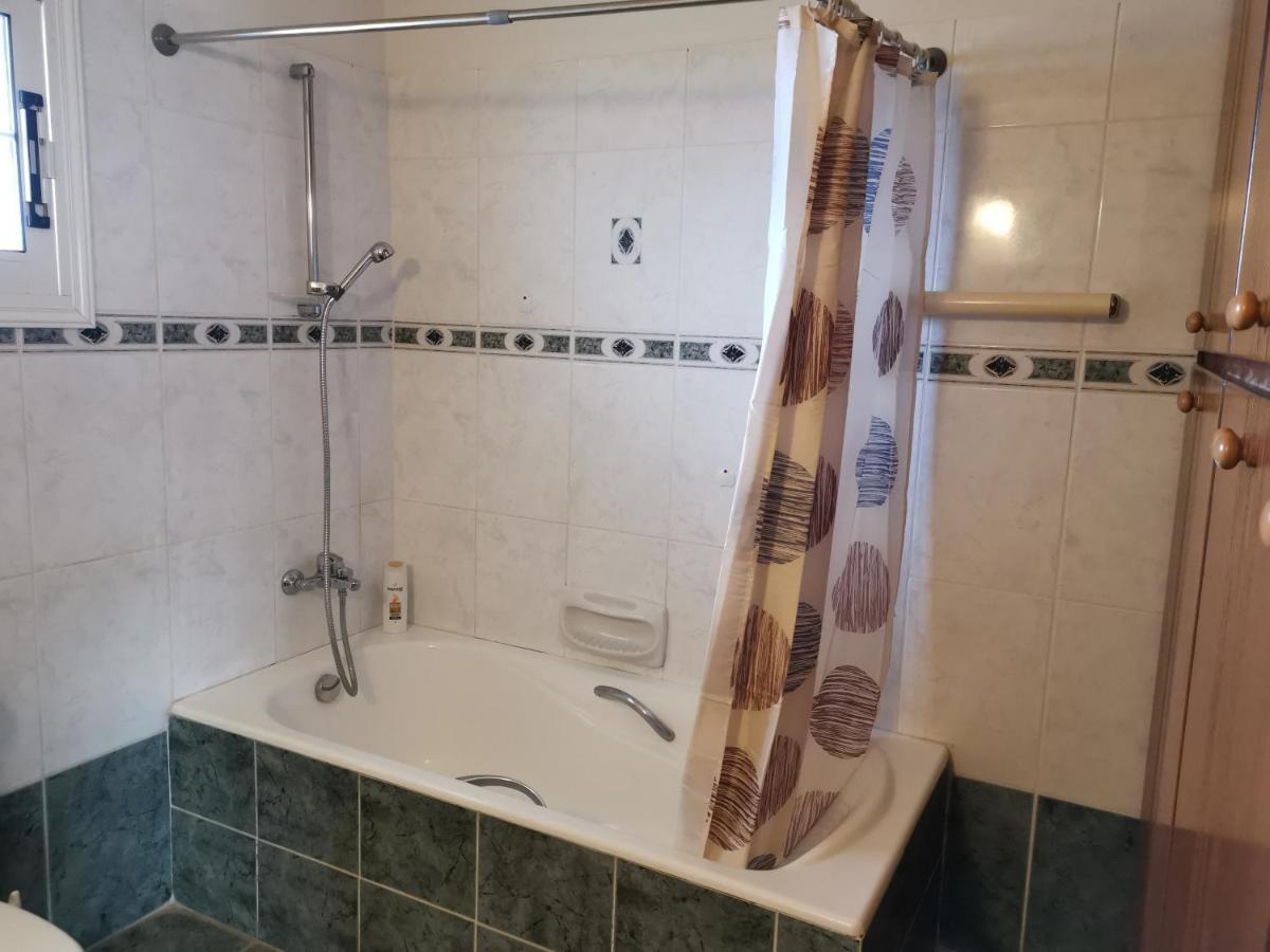 Anastasia Apartment Agia Marina  Екстериор снимка