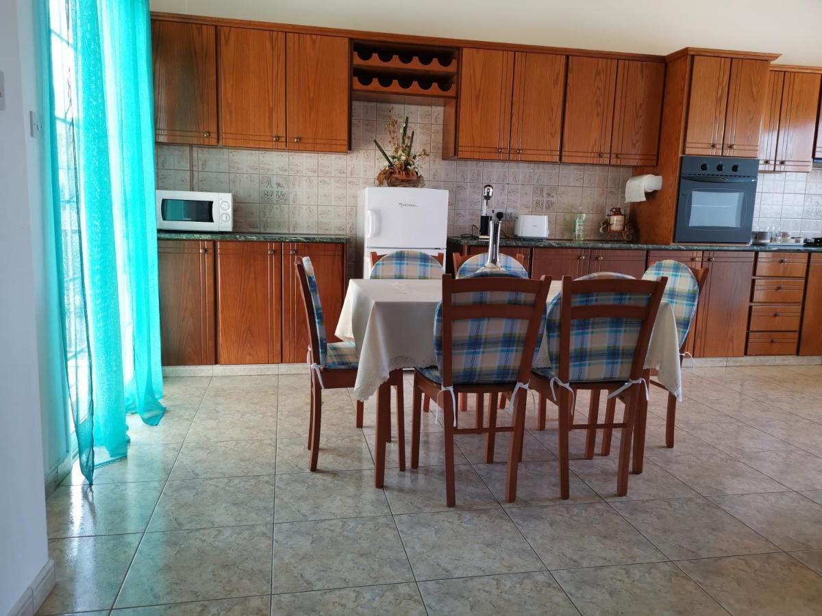 Anastasia Apartment Agia Marina  Екстериор снимка