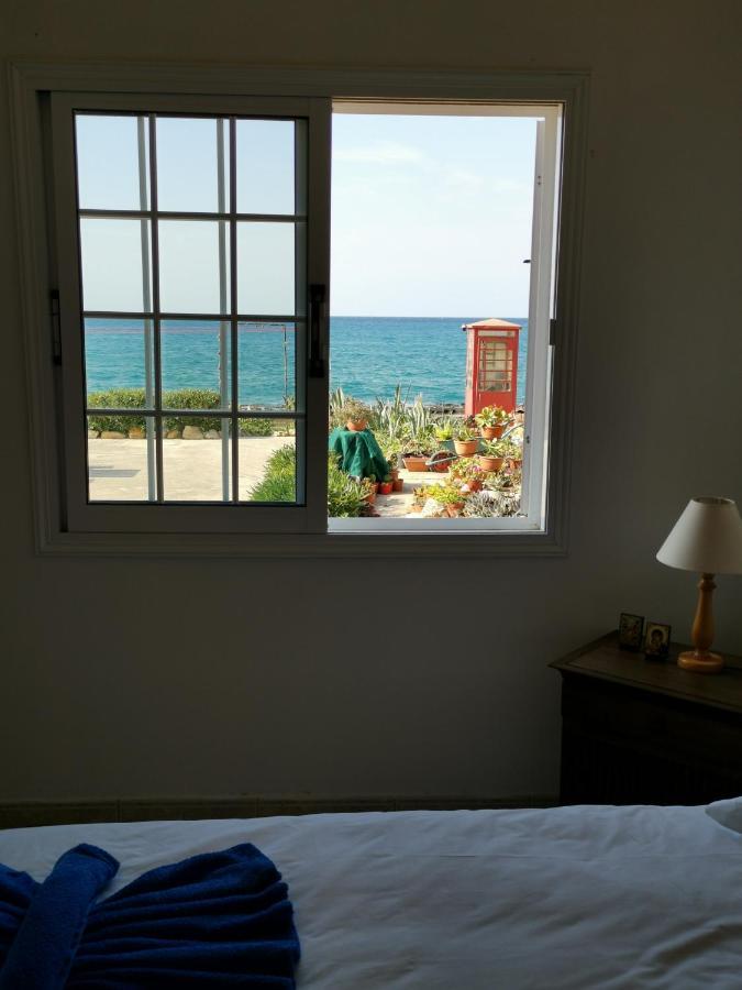 Anastasia Apartment Agia Marina  Екстериор снимка