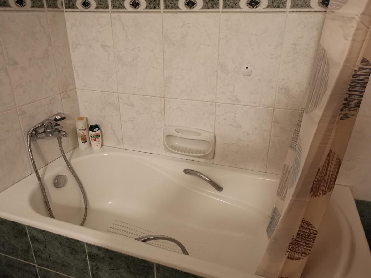 Anastasia Apartment Agia Marina  Екстериор снимка
